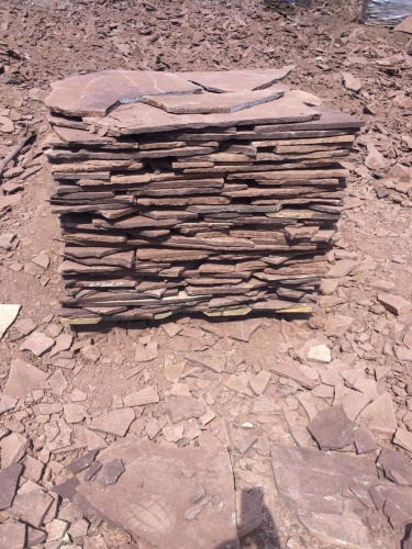 Плитняк лемезит бордовый для цоколя 1,5-2 см купить в Серпухову