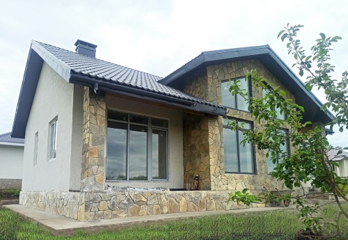 Плитняк златолит Уральский  для фасада купить в Серпухову