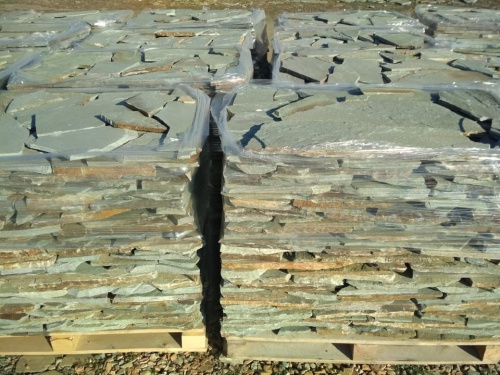 Плитняк златолит зелёный для цоколя, отмостки купить в Серпухову