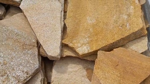 Плитняк златолит жёлтый для цоколя купить в Серпухову