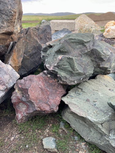 Камни для ландшафтного дизайна зелёные 10-60 килограмм купить в Серпухову