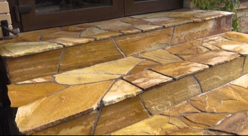 Плитняк златолит жёлтый золотистый для отмостки купить в Серпухову